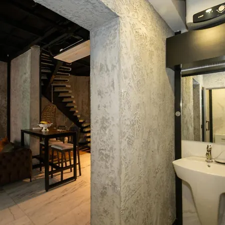 Hotel apartamentowy Monev 4*