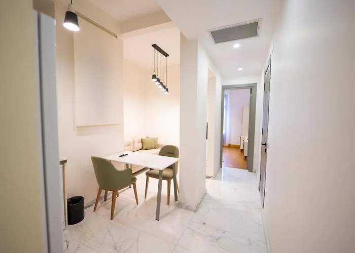 公寓式酒店 Monev